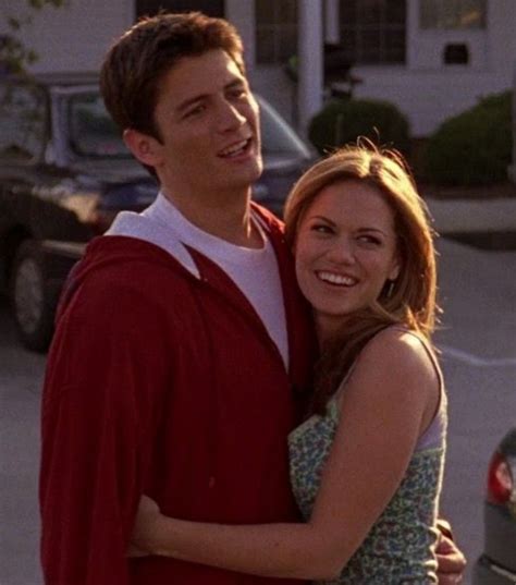 one tree hill when do haley and nathan start dating